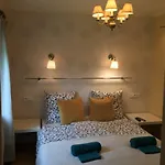 Holiday home Charmante Maison Entre Les Pommiers *